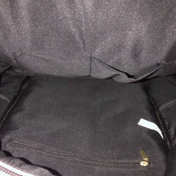 Pink backpack - Picture 2 of 4